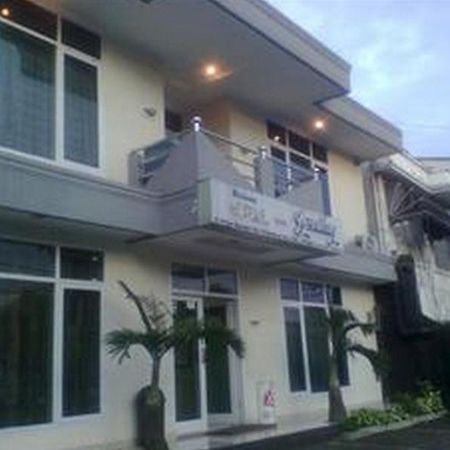 בנדונג Hotel Gemilang מראה חיצוני תמונה